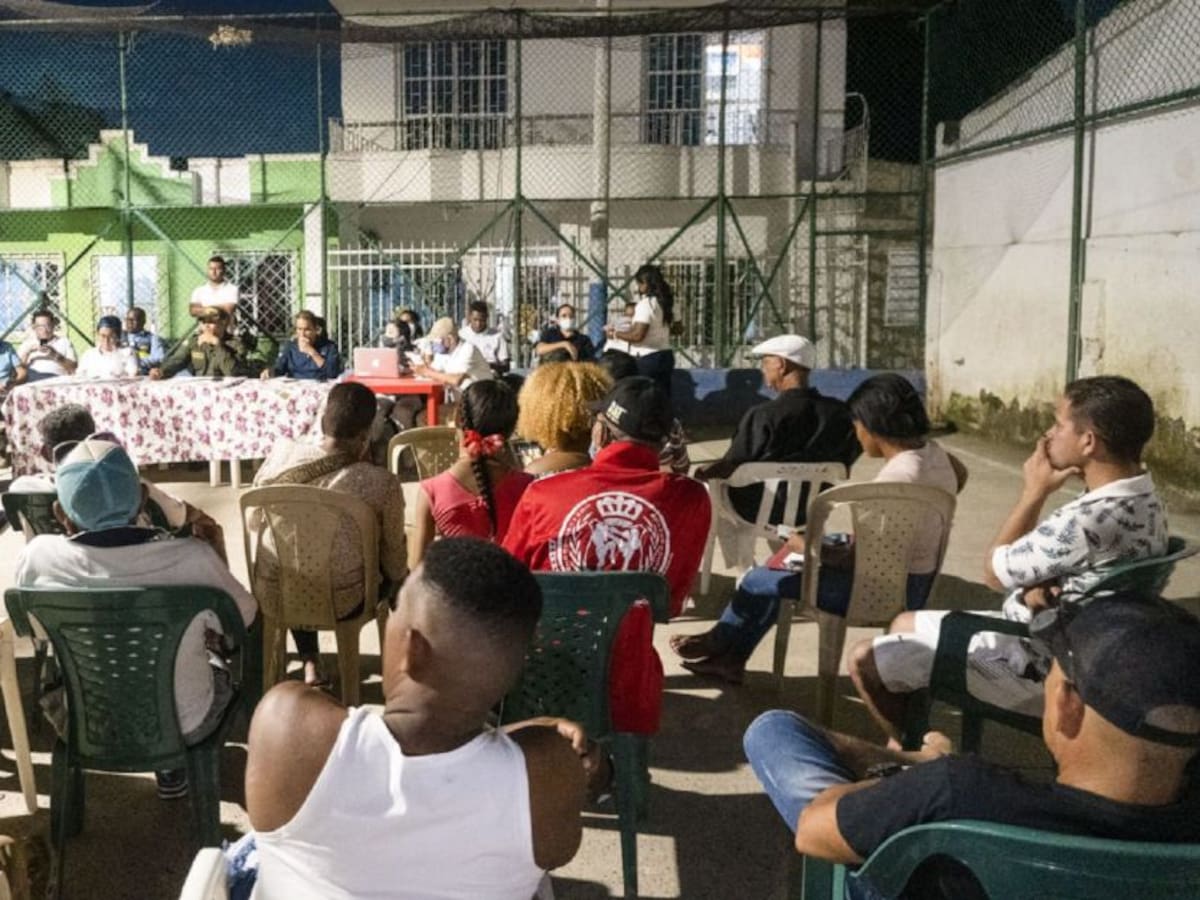 Consejo Comunitario de Seguridad en el sector Foco Rojo de Olaya