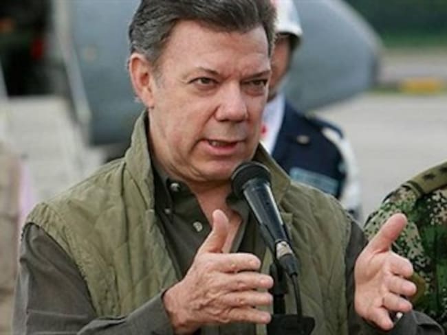 Quienes pretenden poner al Gobierno en contra de los campesinos “tacan burro”: Santos