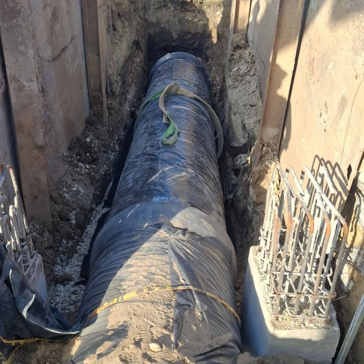 Instalación de nueva tubería de agua cruda en Cartagena avanza en un 85%