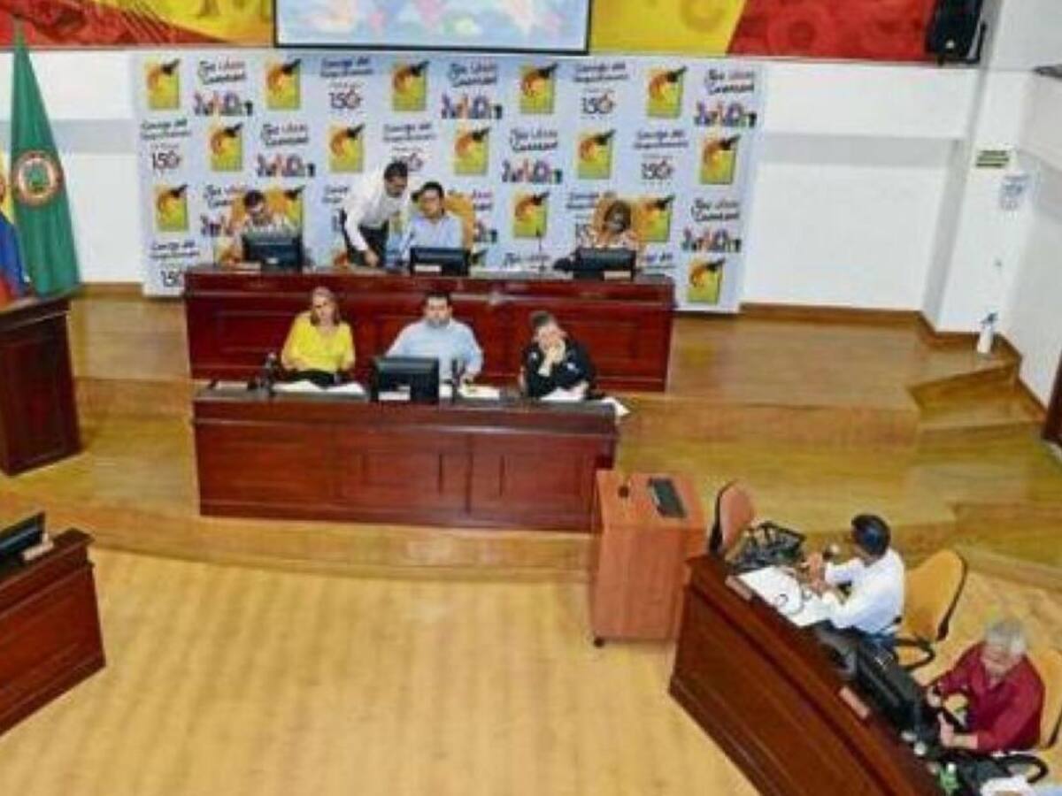 Investigan a 18 concejales de Pereira por elección del contralor municipal
