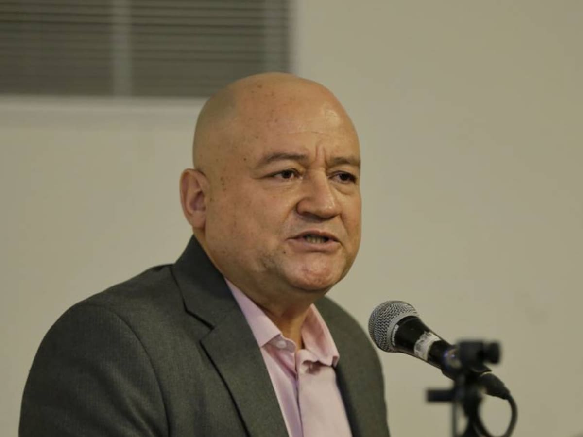 No podemos avanzar en reincorporación si no se garantiza la vida de firmantes de paz: Julián Gallo