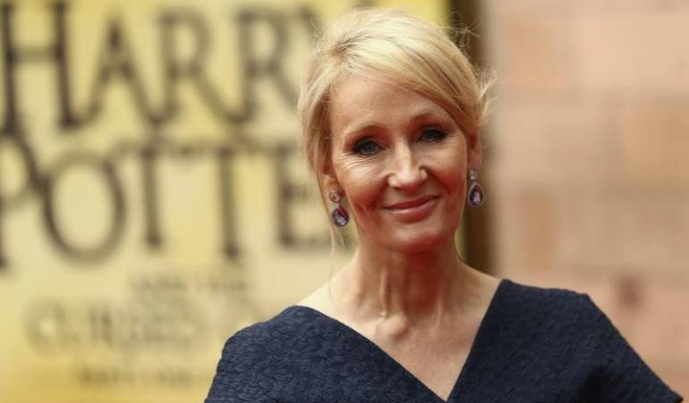 J.K. Rowling es la escritora de la saga de Harry Potter.