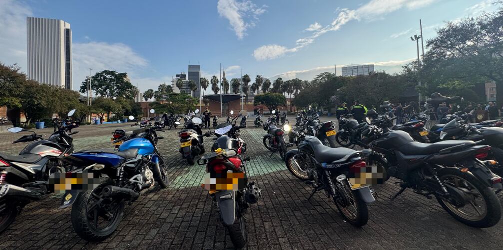La Policía recuperó motocicletas robadas en el Valle de Aburrá. Foto: Meval.