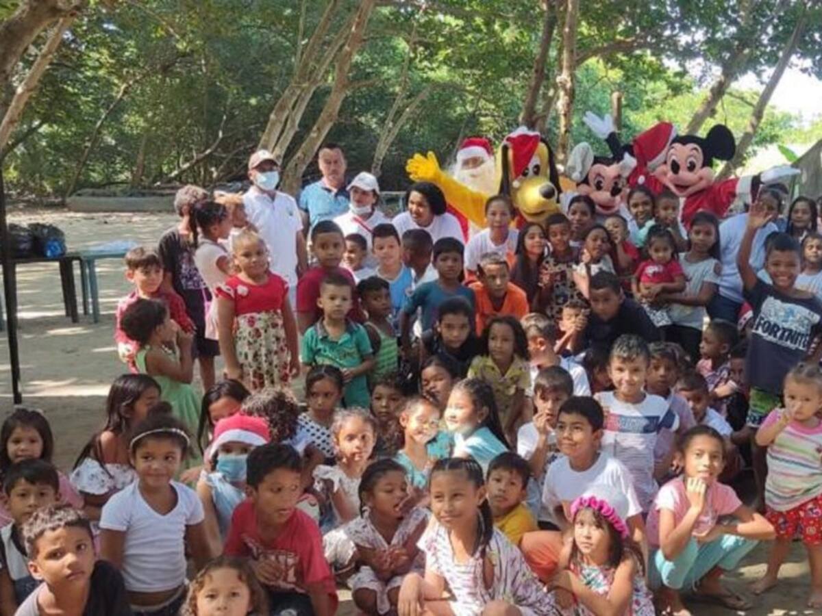 Sonrisas a más de 8 mil niños de la Troncal del Caribe en Año Nuevo