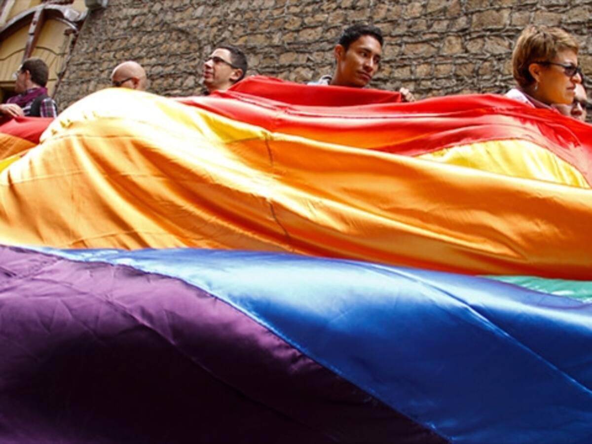 Fiscalía lanza nueva alerta por bandas que atacan a comunidad Lgbti