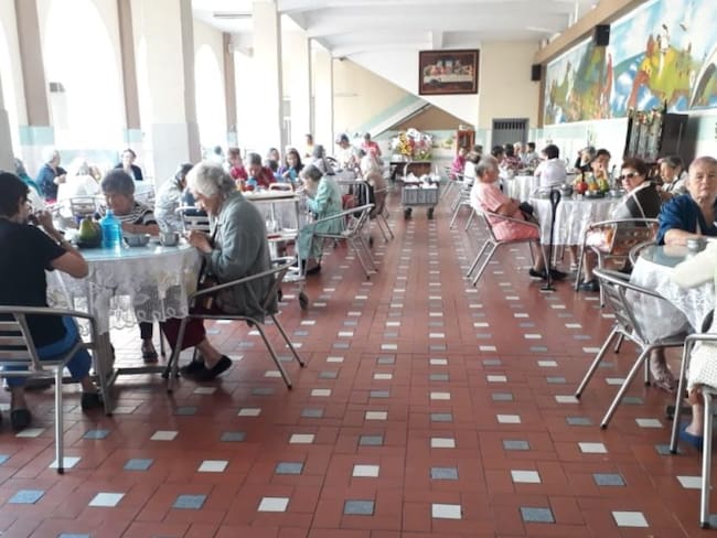 Se agota la comida para adultos mayores en asilo San Antonio
