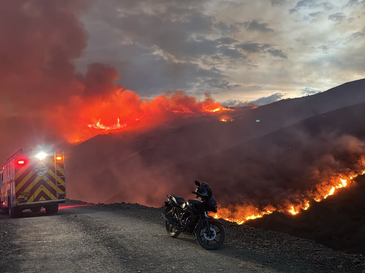 Incendio en Cerro Gordo, Yumbo, consume 120 hectáreas; investigan posible invasión de tierras