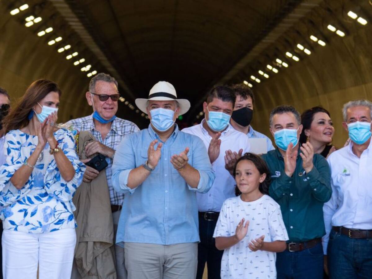 La economía del país crecerá en un 7% este año, dijo el presidente Duque