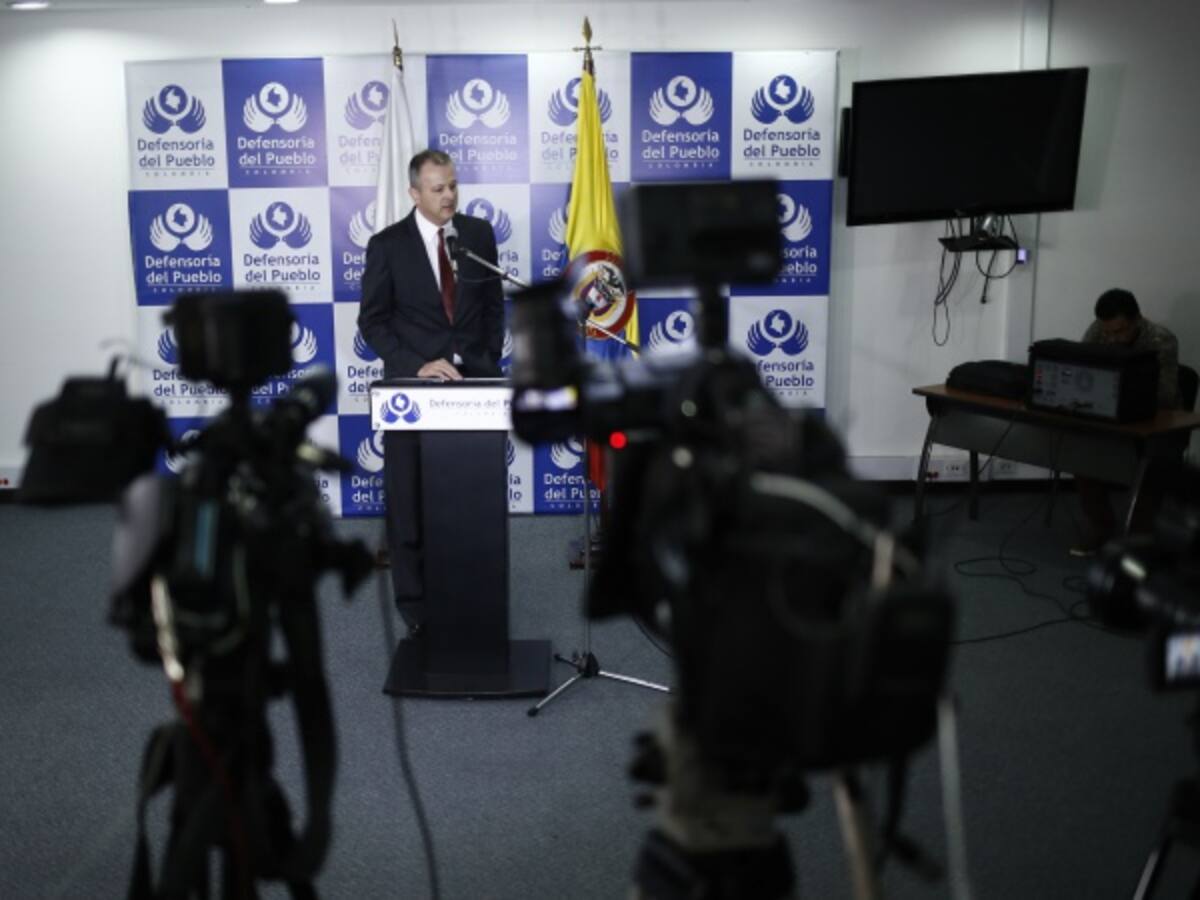 Santos radica en Congreso la terna para Defensor del Pueblo