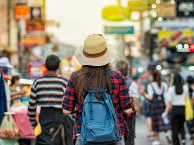 Al caminar se puede interactuar mas con la ciudad.