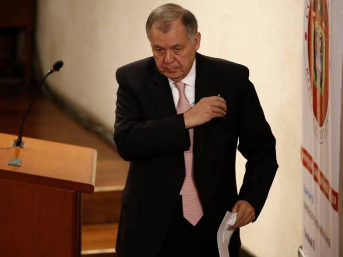 Timochenko y Santos podrán redactar la constitución que quieran: procurador