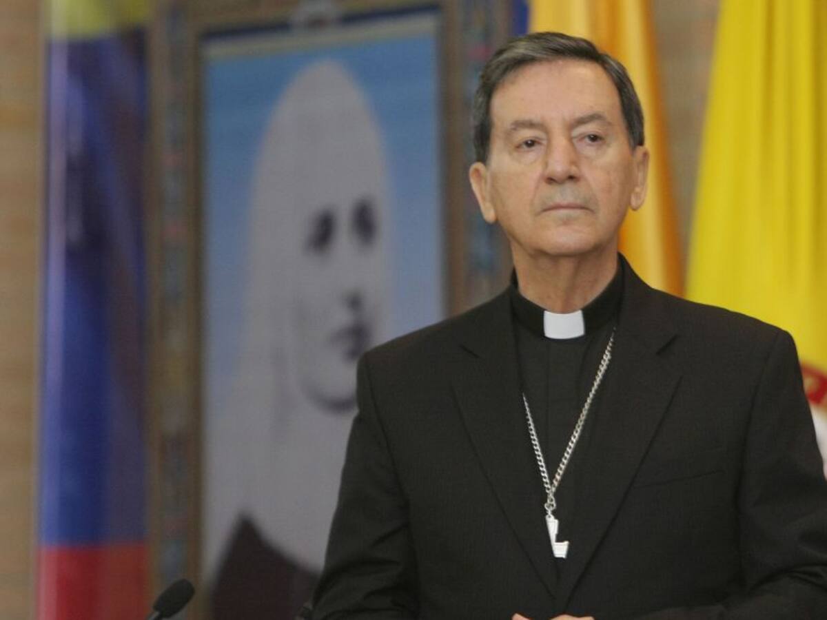 Comunión en mano y paz con una venia, medidas en iglesias por coronavirus