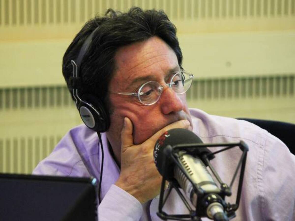 Francisco Santos advierte sobre el problema de comunicaciones en el ELN