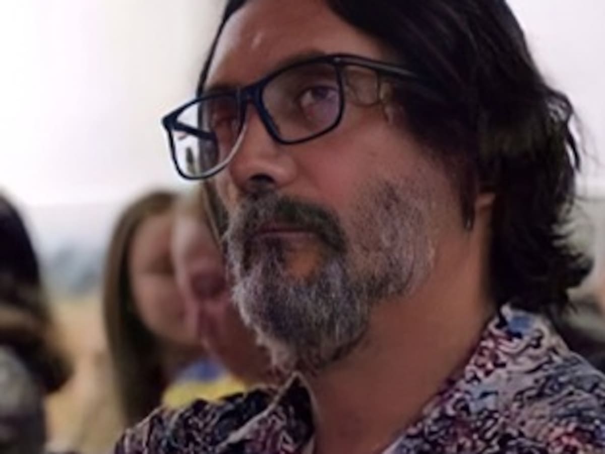 Unibac recibió colección bibliográfica del maestro Felipe Solarte