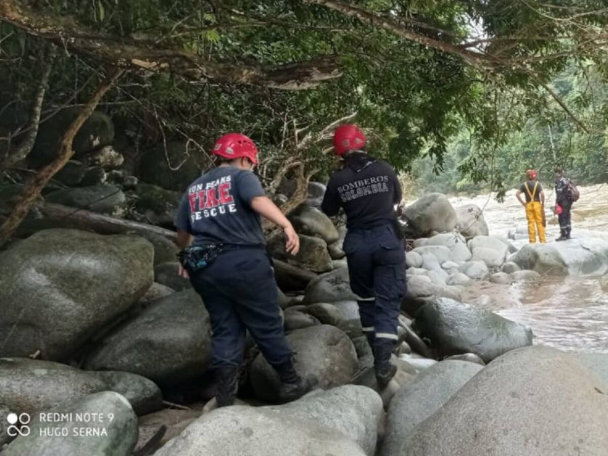 Recuperan el cadáver de una mujer que fue arrastrada por una quebrada