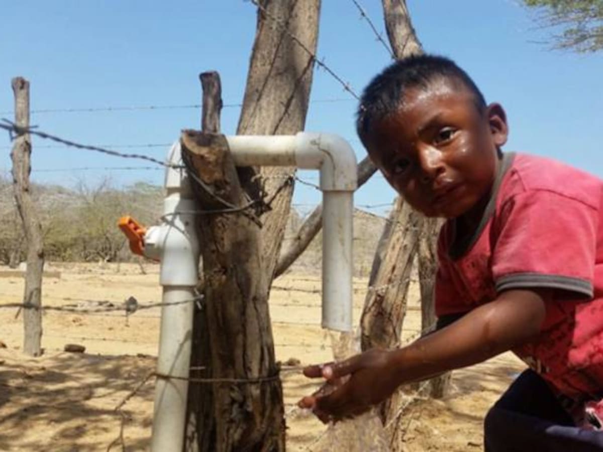 Minvivienda entregó dos pozos a comunidades indígenas de Uribia, La Guajira