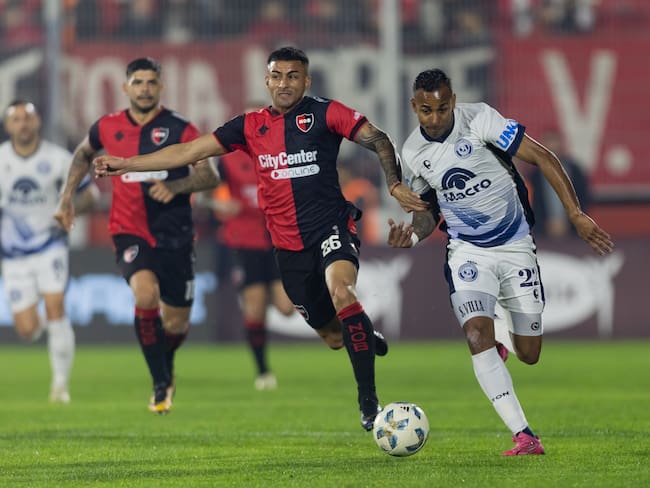 “El presidente de River no volvió a llamar”: atención con el monto que piden en Rivadavia por Villa. (Photo by Mateo Occhi/Getty Images)