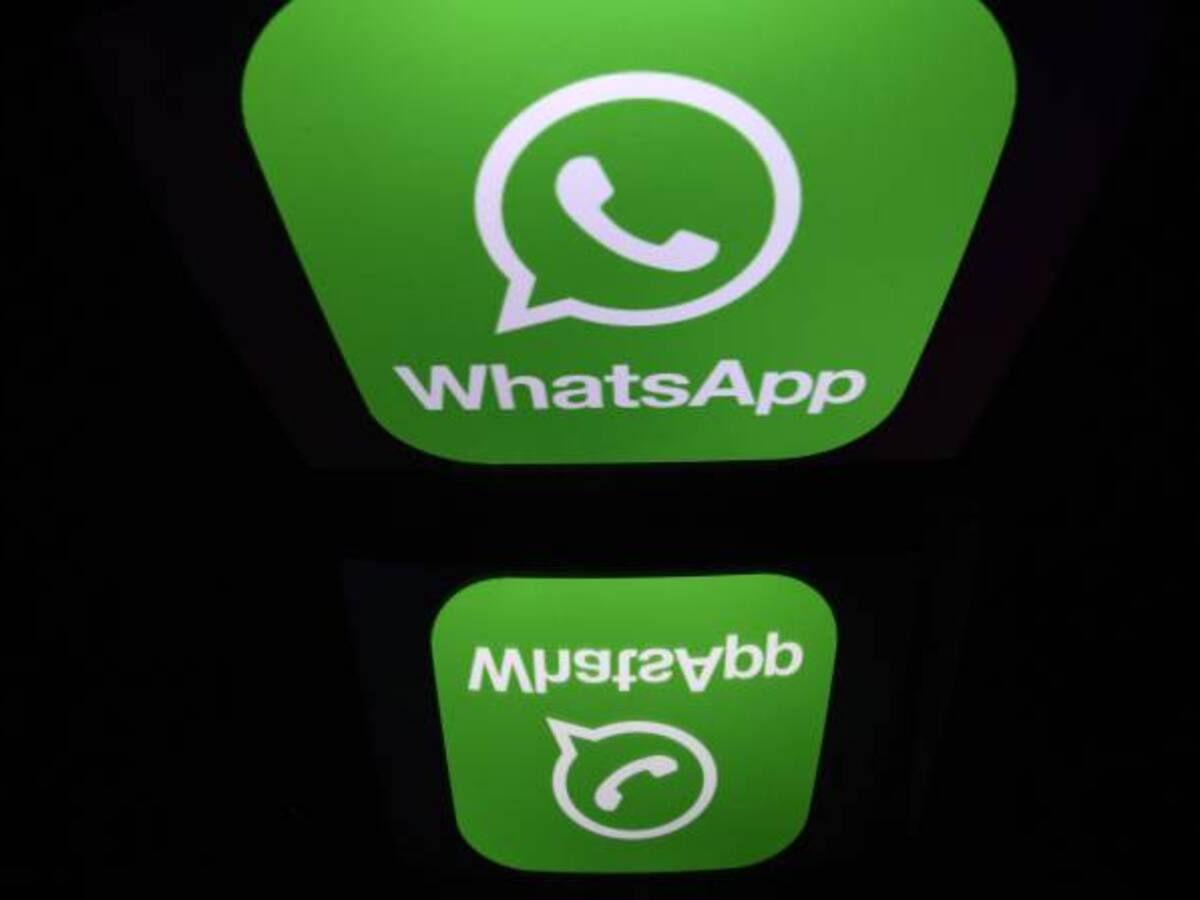 Fotos: Whatsapp cayó y levantó la creatividad con memes