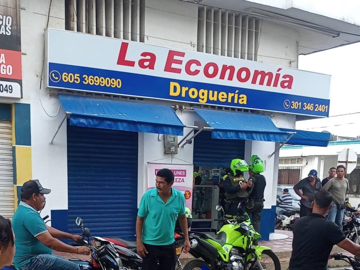 A bala atacan a establecimientos de Droguerías La Economía en varios municipios de Córdoba