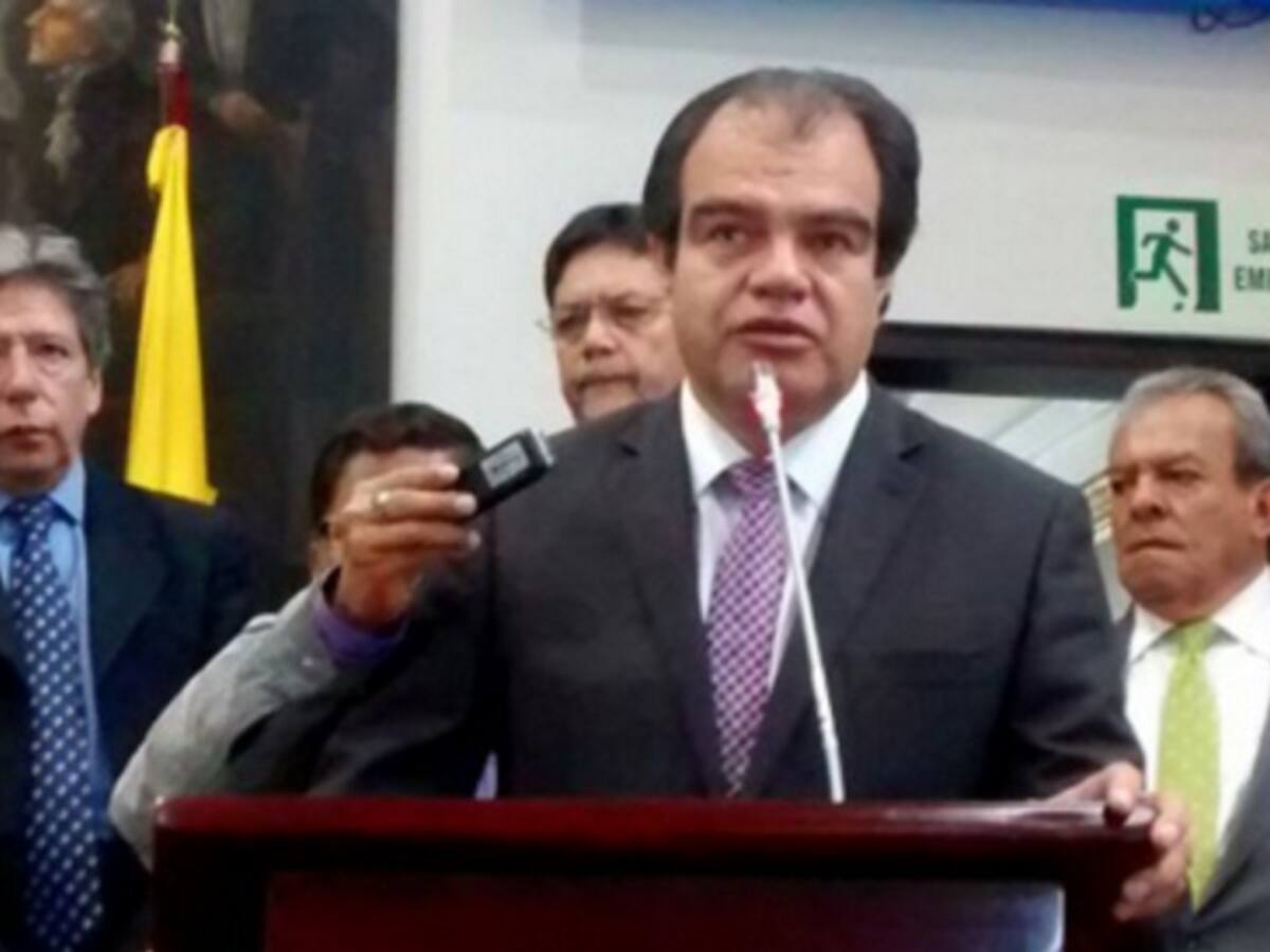 Concejo posesionó al personero encargado de Bogotá