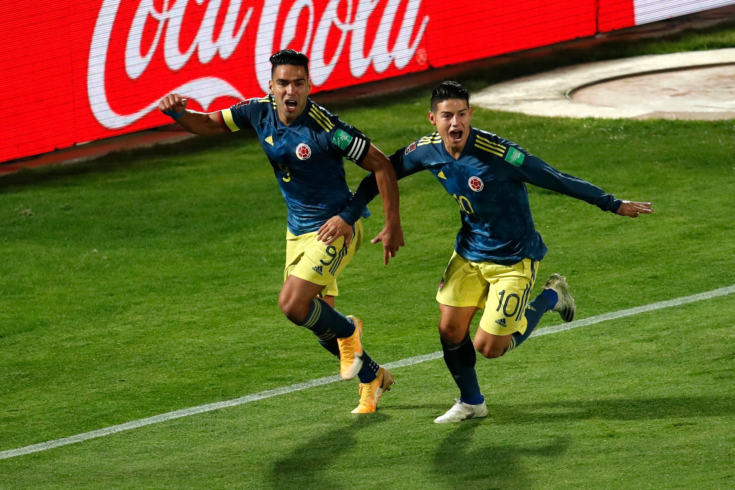 Radamel Falcao y James Rodríguez  (Photo by Alberto Valdes-Pool/Getty Images)