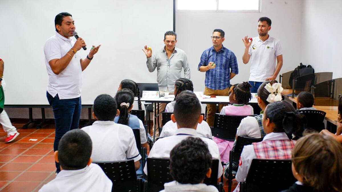 Estudiantes de colegios en Cartagena midieron sus capacidades en oratoria