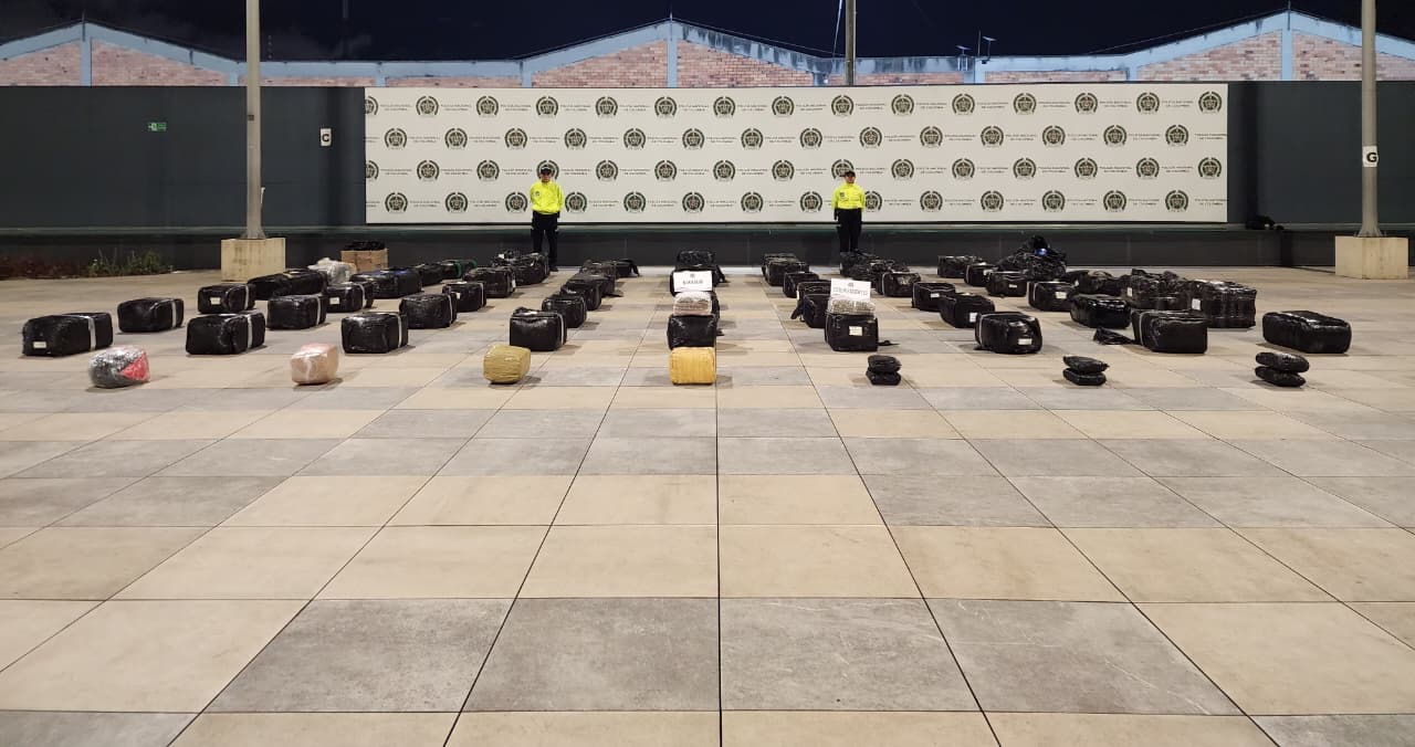 Incautan una tonelada de marihuana en una casa en Bogotá