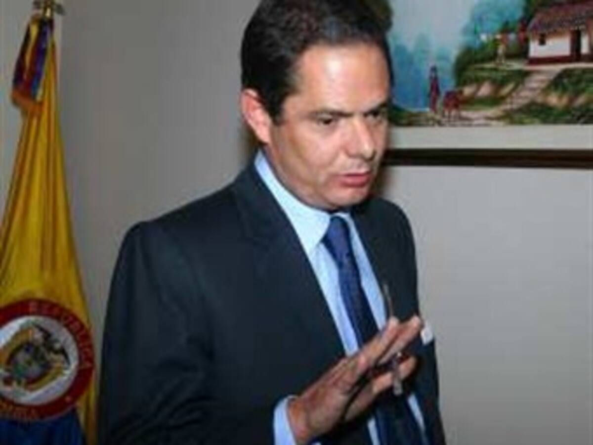Vargas Lleras anunció que habrá una reforma judicial concertada con las Cortes
