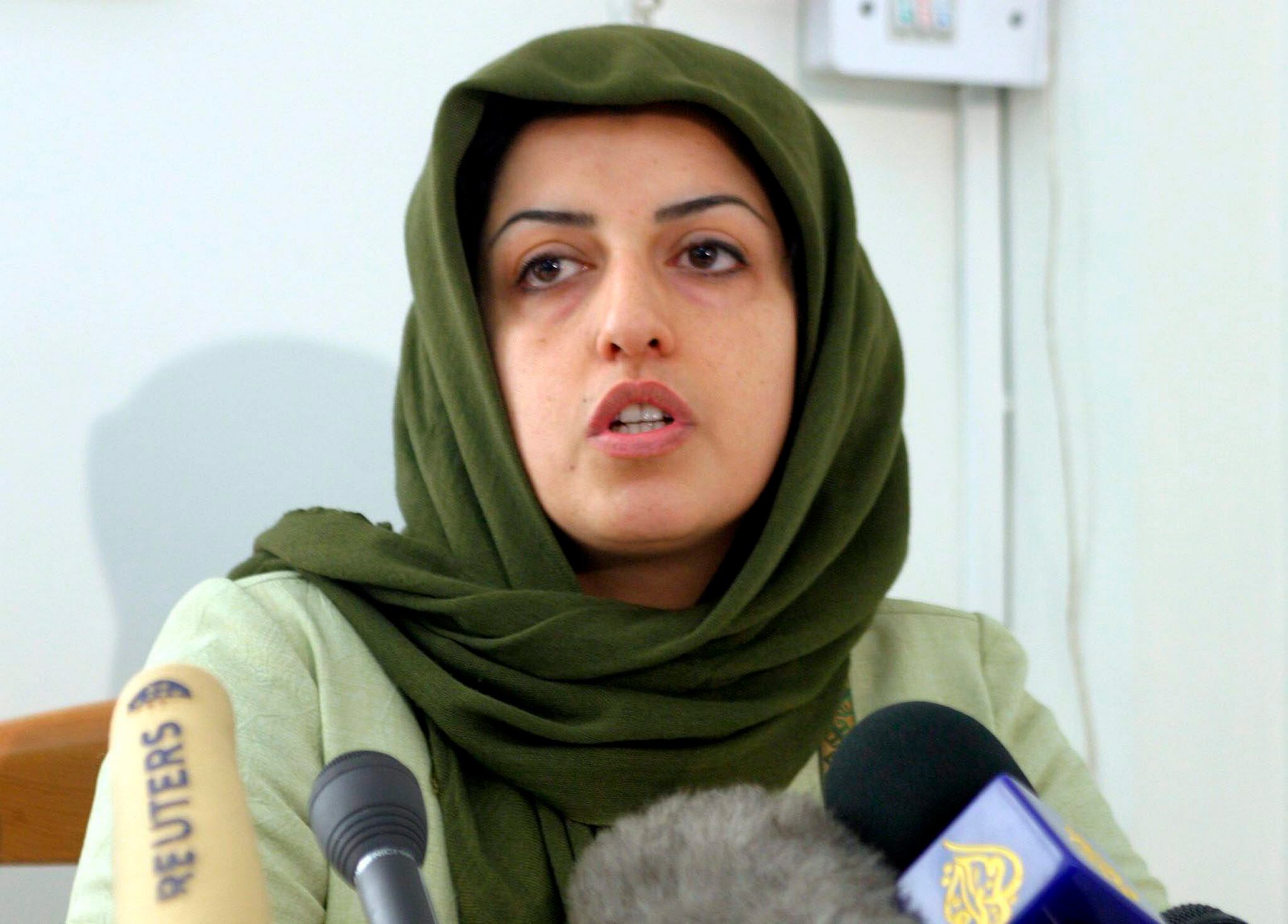 Autoridades iraníes liberan por un periodo de tres semanas a la activista Narges Mohammadi, por motivos de salud. (Foto: EFE)
