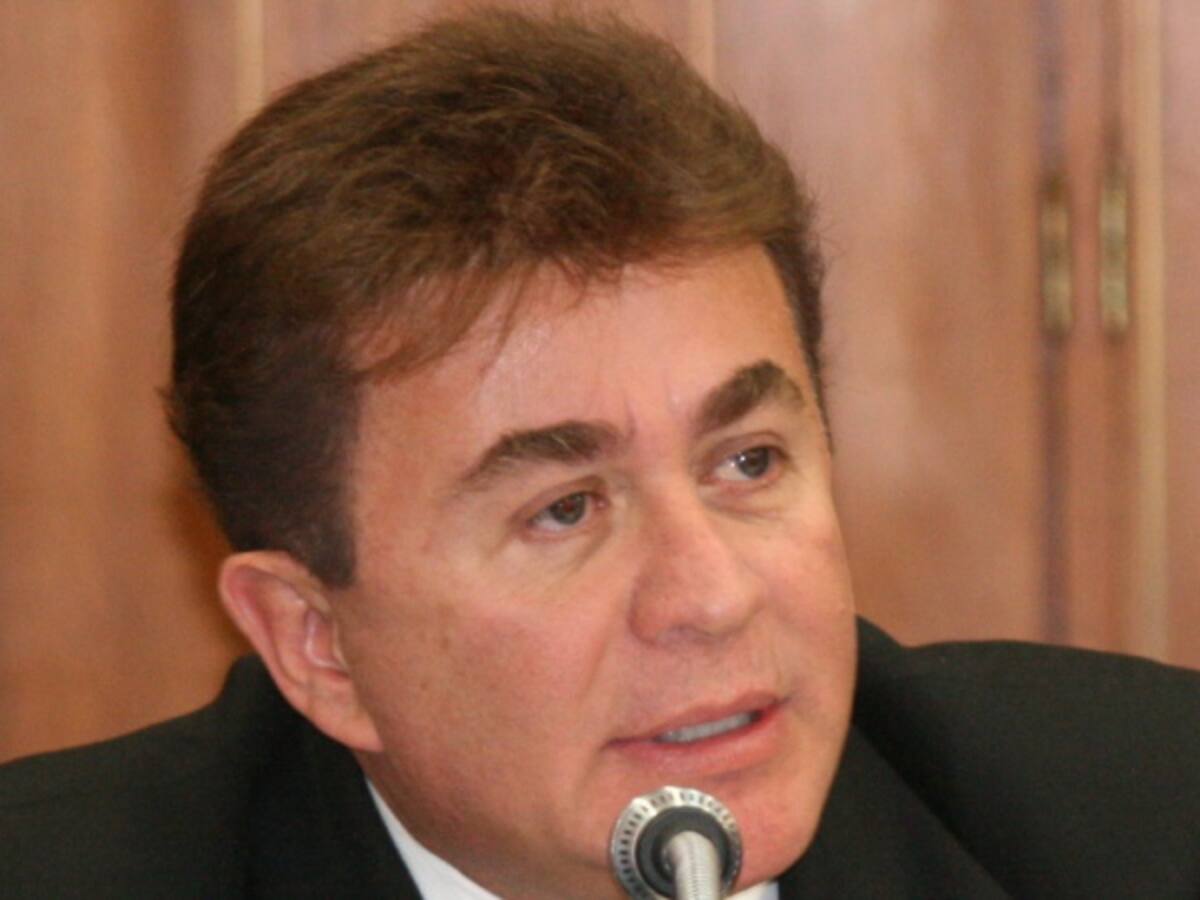 Abren investigación en contra del excongresista Efraín Torrado
