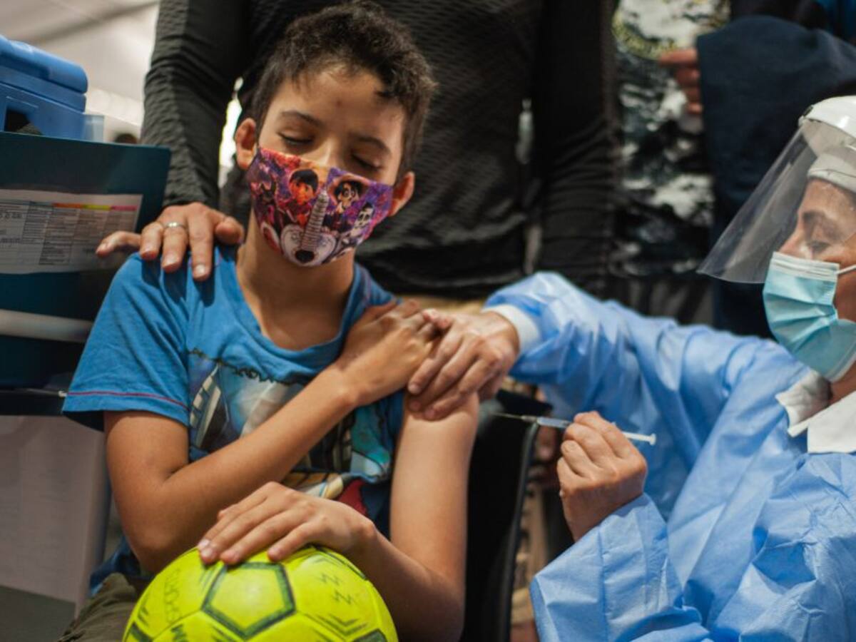 ¿Ya tiene la dosis de refuerzo? puede aplicársela este jueves en Bogotá