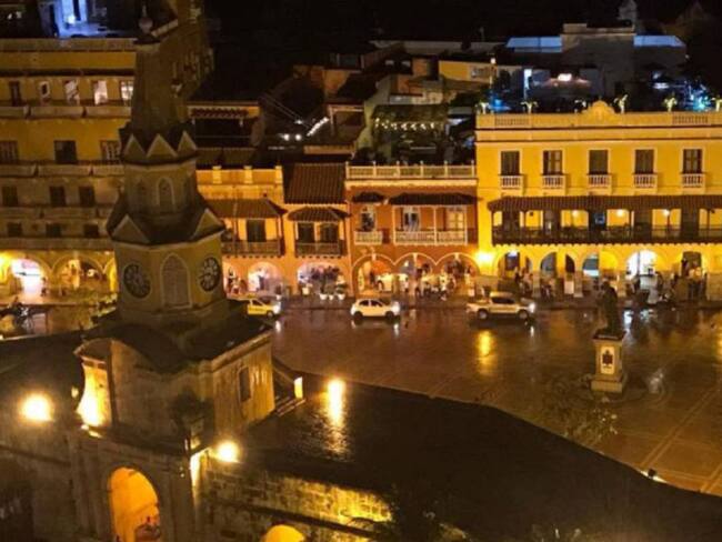 La Alcaldía excluyó a estos establecimientos del decreto que restringía la actividad comercial los domingos y lunes a partir de esa hora