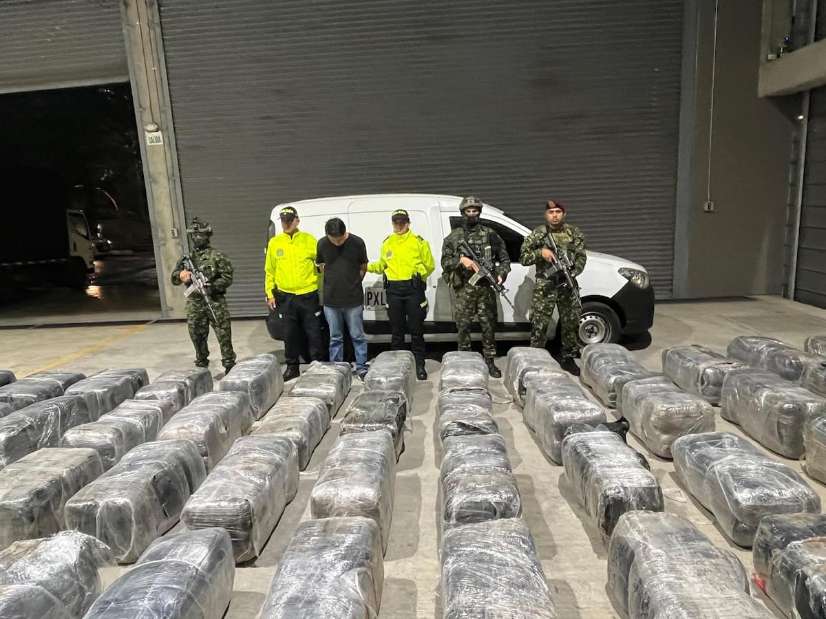 Operativo militar en Bello frena la distribución de dos toneladas y media de marihuana