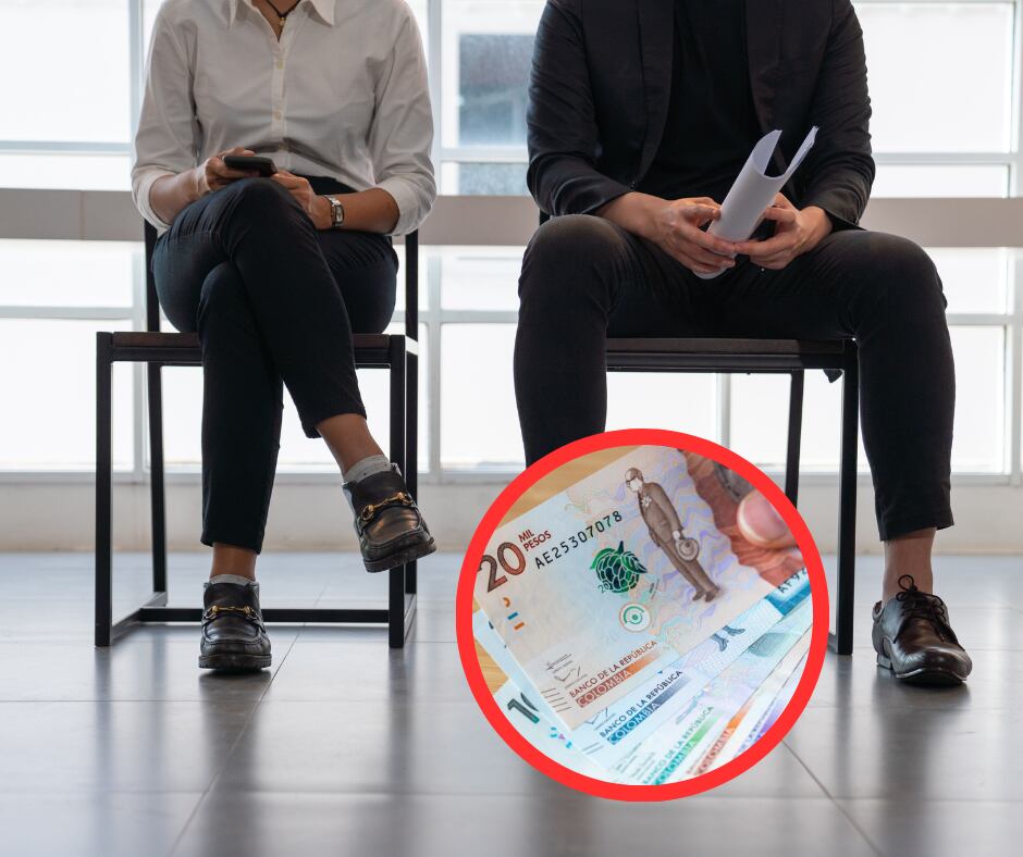 Hombre y mujer sentados y dinero colombiano (Getty Images)