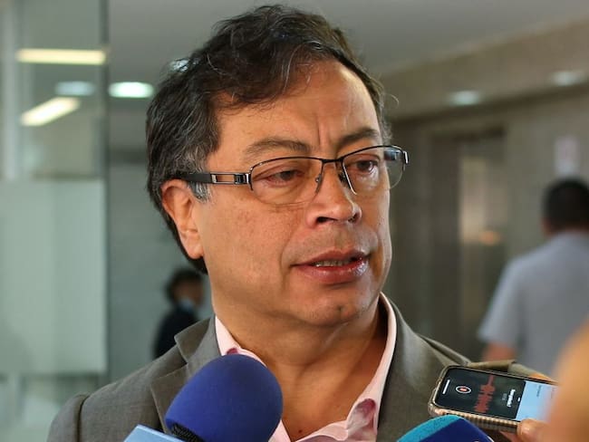 Petro debe explicar si recibió dinero de Miguel Rodríguez Orejuela: Uribe