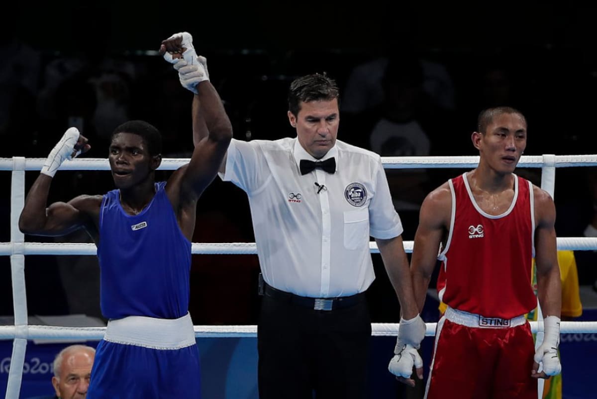 Yuberjen Martínez cosechó su segunda victoria unánime en dos presentaciones. El boxeador colombiano se impuso al filipino Rogen Ladon y avanzó a los cuartos de final de la competencia, donde enfrentará al español Samuel Carmona el próximo miércoles.