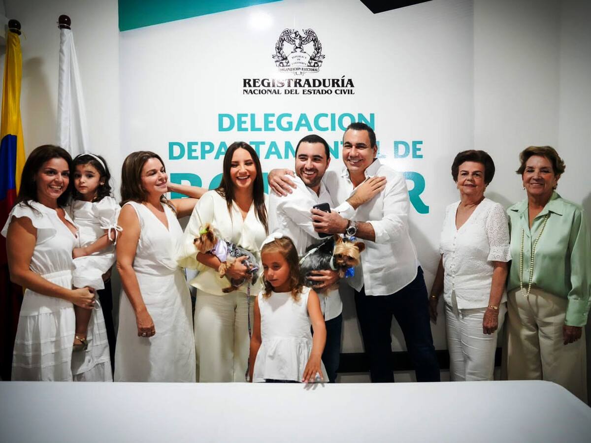 Yamil Arana, oficialmente inscrito como candidato a la Gobernación de Bolívar