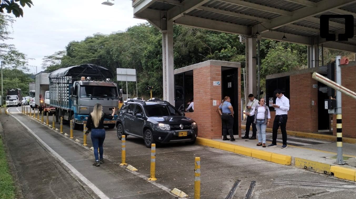 Luego de la entrega del peaje de San Luis de Gaceno a la Concesión Transversal del Sisga, se reactivó su operación con el cobro de tarifa diferencial / Foto: Agencia Nacional de Infraestructura (ANI).