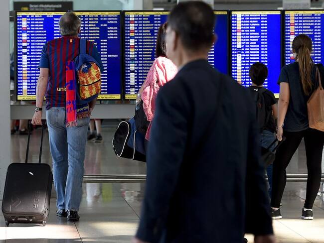 España suspende las conexiones aéreas desde Italia por el coronavirus