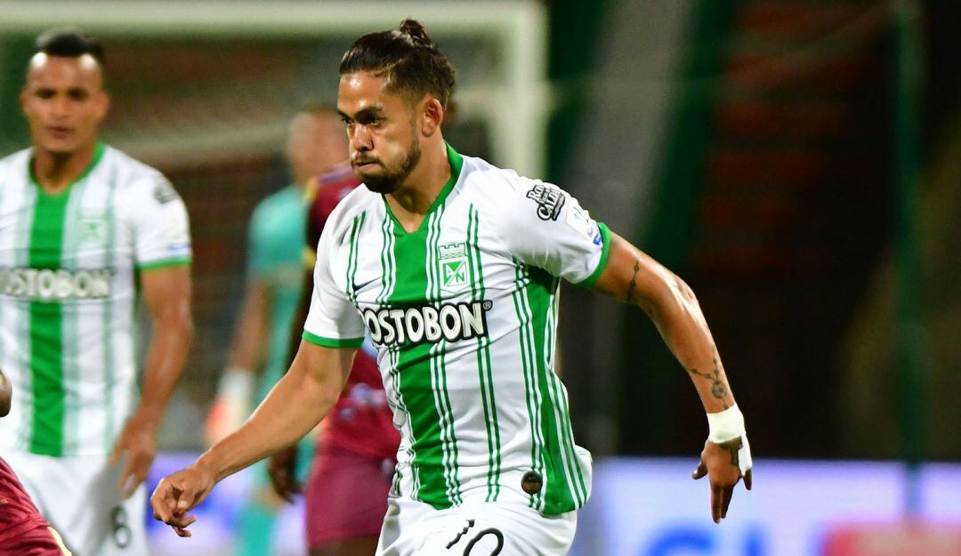 Andrés Andrade pide excusas tras quemarse con pólvora