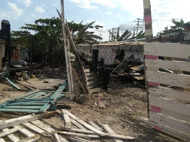 15 animales muertos dejó incendio en el sector de Chambacú, en Cartagena
