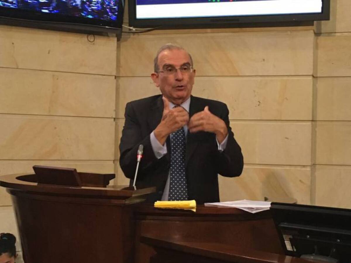 Hay un deseo genuino por parte de las Farc para dejar las armas: Humberto De la Calle