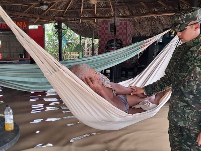 Ejército despliega todas sus capacidades para atender emergencia invernal en Córdoba y Sucre