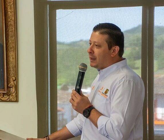 Alcalde de Abejorral- foto alcaldía