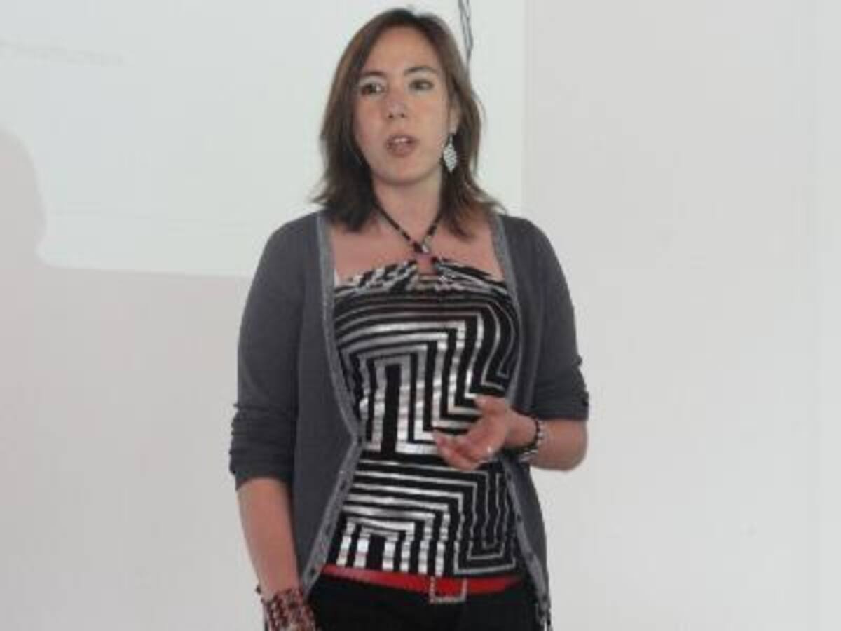 Claudia Berbeo, asesora de despacho del Ministerio de Tecnologías de la Información y las Comunicaciones, habló sobre las redes sociales, los retos del ministerio y campañas virtuales como Brigada Digital.