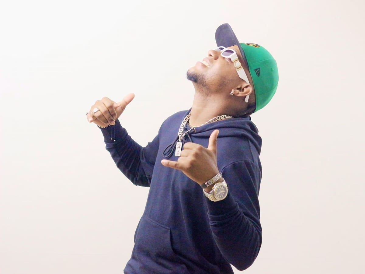 Jhon System presenta “Suyo”, una apuesta que conecta con sus raíces musicales