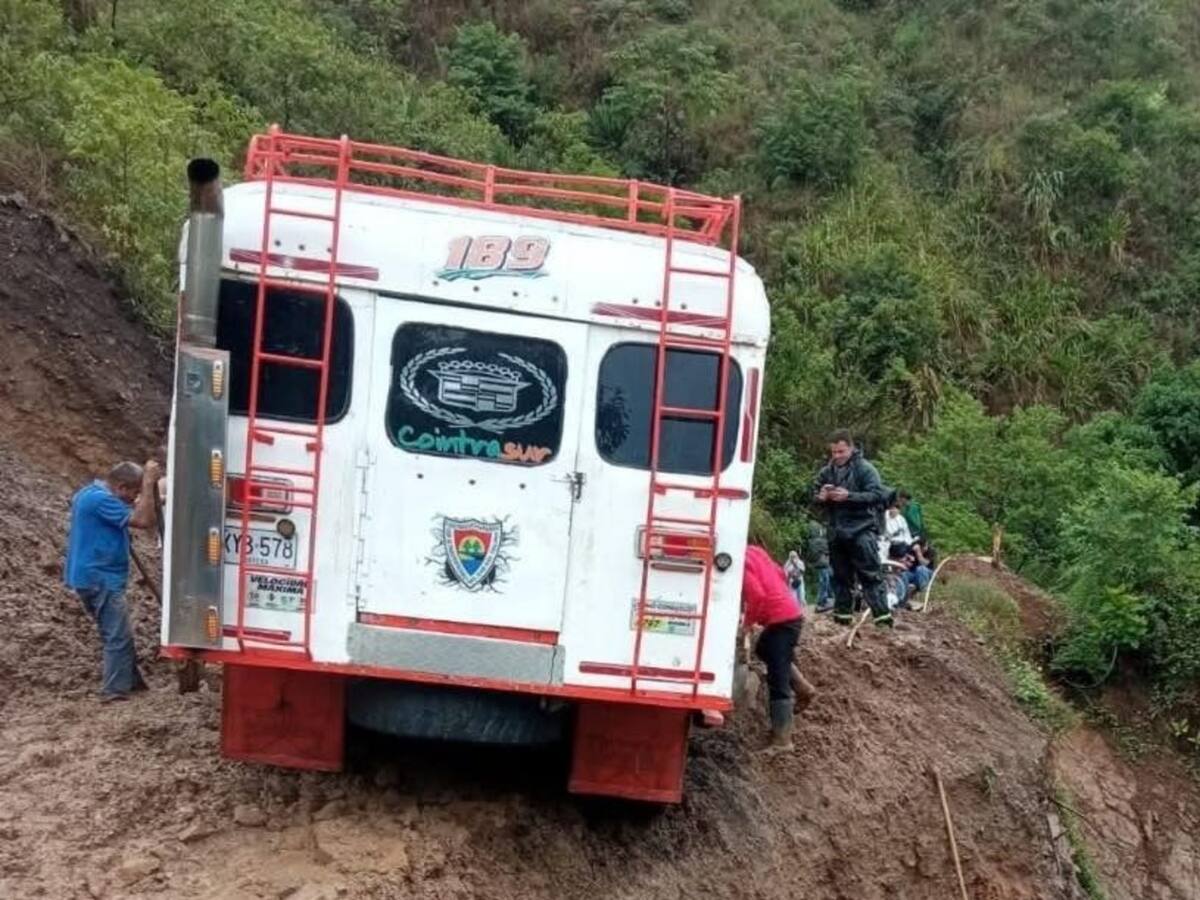 Declaran alerta en 18 municipios del Tolima por alto riesgo de deslizamientos