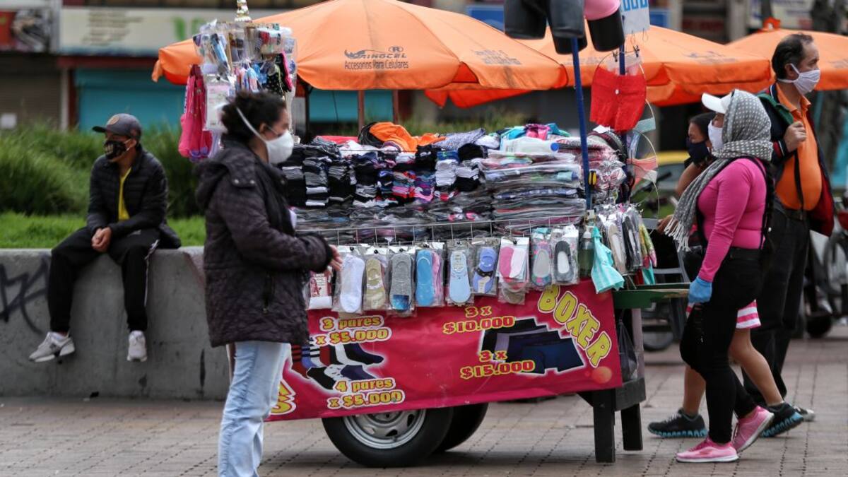 VENDEDORES AMBULANTES SOBRE CUARENTENA ESTRICTA