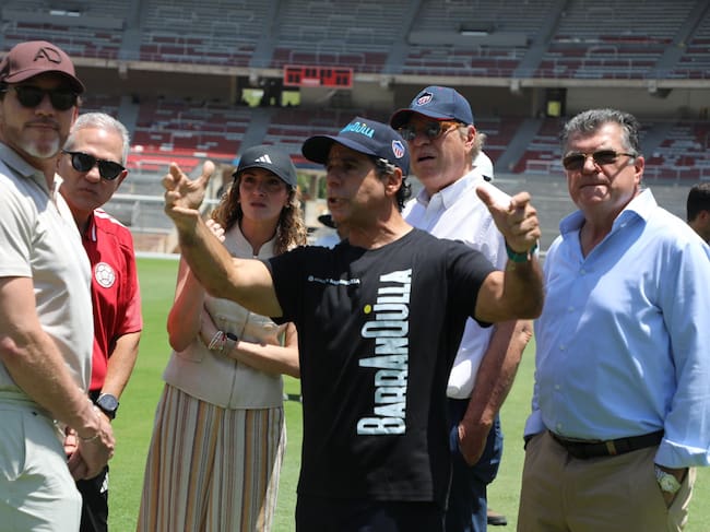 “Está quedando hermoso”: Alejandro Domínguez está maravillado con la remodelación del Metropolitano / @AlejandroChar