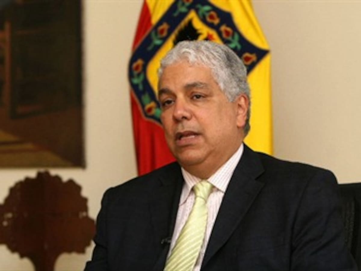 Carlos José Herrera Jaramillo nuevo secretario de Educación de Bogotá